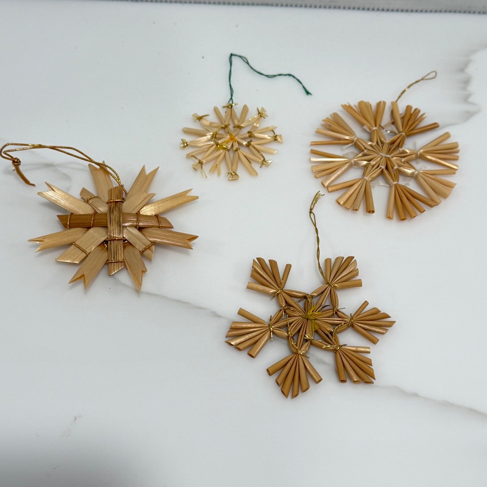 Vintage Handmade Straw Snowflake Christmas Ornaments Tan Woven Star Set of 4